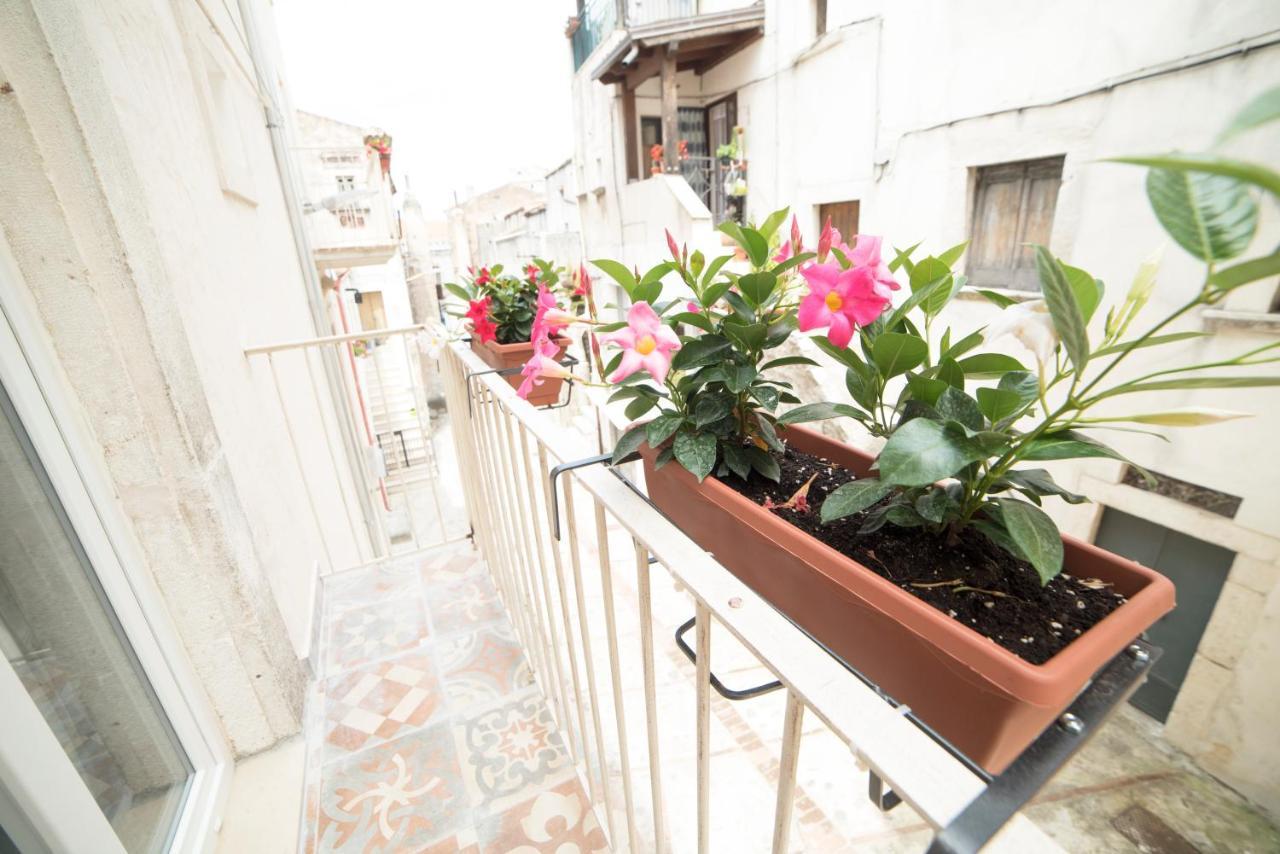 Aria Di Vico Aparthotel Vico Del Gargano Eksteriør bilde