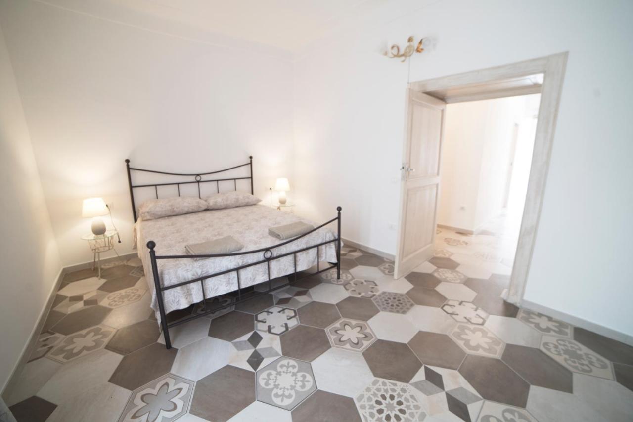 Aria Di Vico Aparthotel Vico Del Gargano Eksteriør bilde