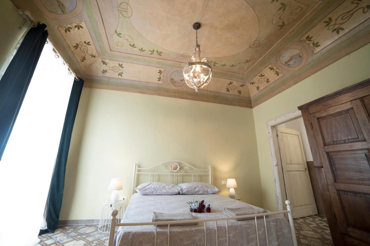 Aria Di Vico Aparthotel Vico Del Gargano Eksteriør bilde