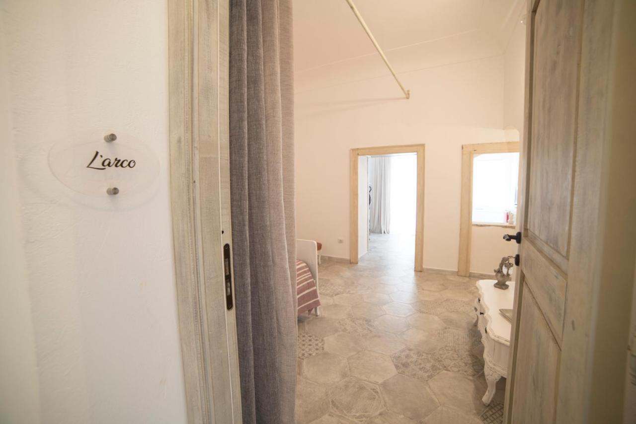 Aria Di Vico Aparthotel Vico Del Gargano Eksteriør bilde