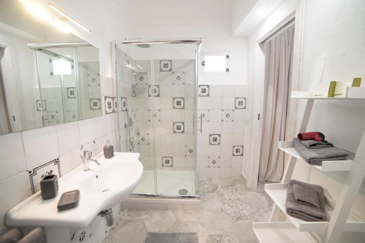 Aria Di Vico Aparthotel Vico Del Gargano Eksteriør bilde